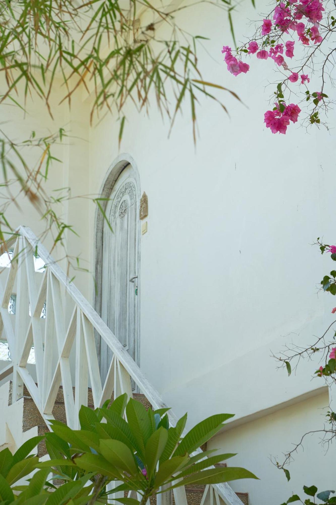 Isla Indah Retreat Boutique Hotel Lembongan Exterior foto