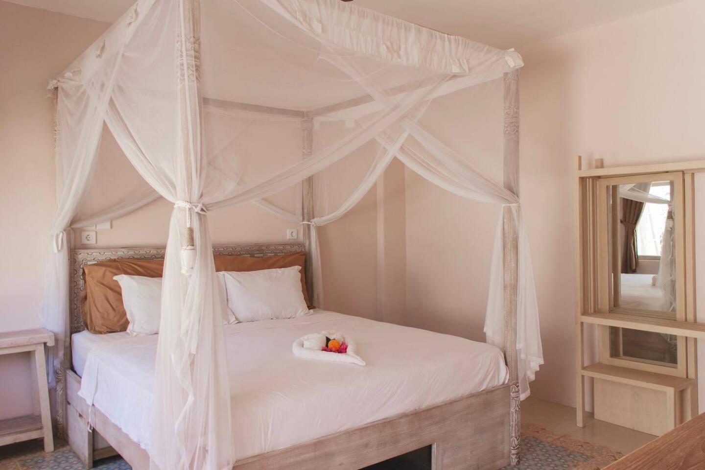 Isla Indah Retreat Boutique Hotel Lembongan Exterior foto